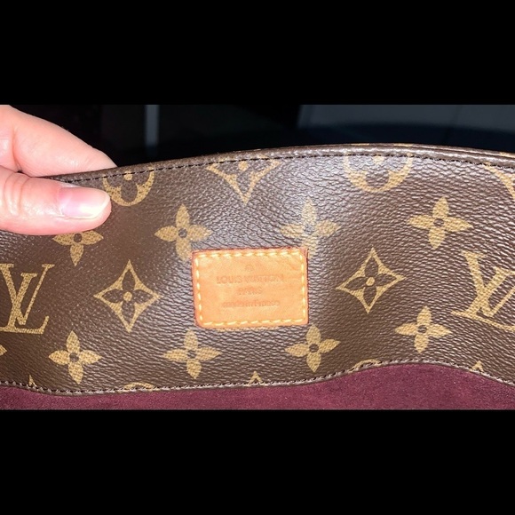 Limited Edition ❤️BEAUTIFUL LOUIS VUITTON❤️ Monogram Canvas Melie Bag - Picture 4 of 17